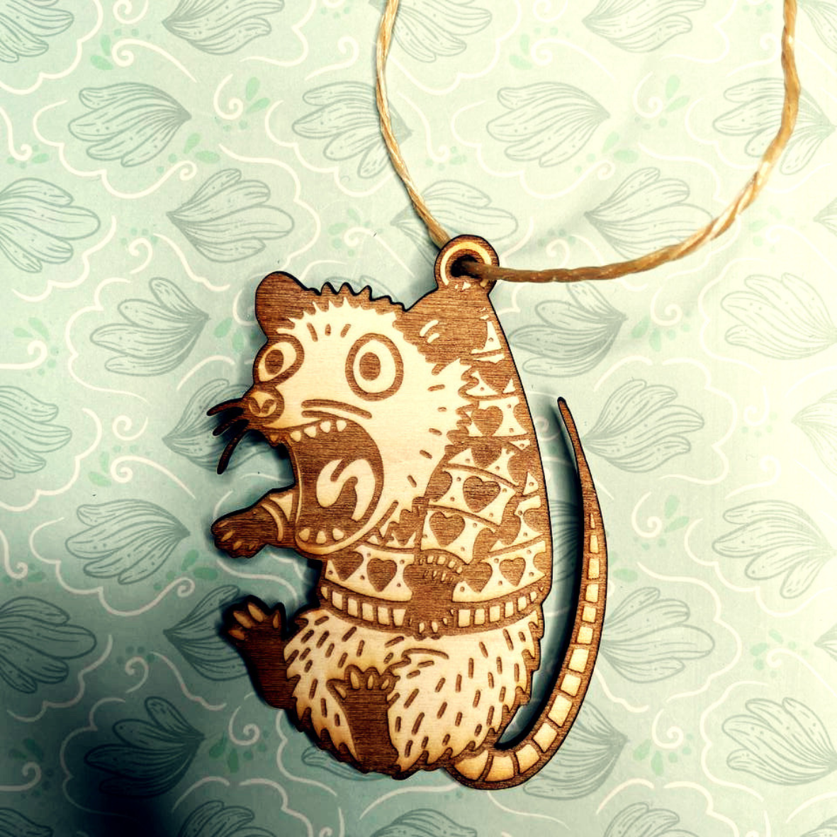 Opossum Weihnachtsbaumanhänger (Holz)